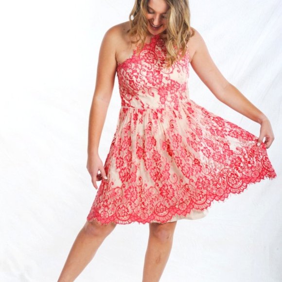 Adrianna Papell Dresses & Skirts - Adrianna Papell Pink Floral Party Dress~